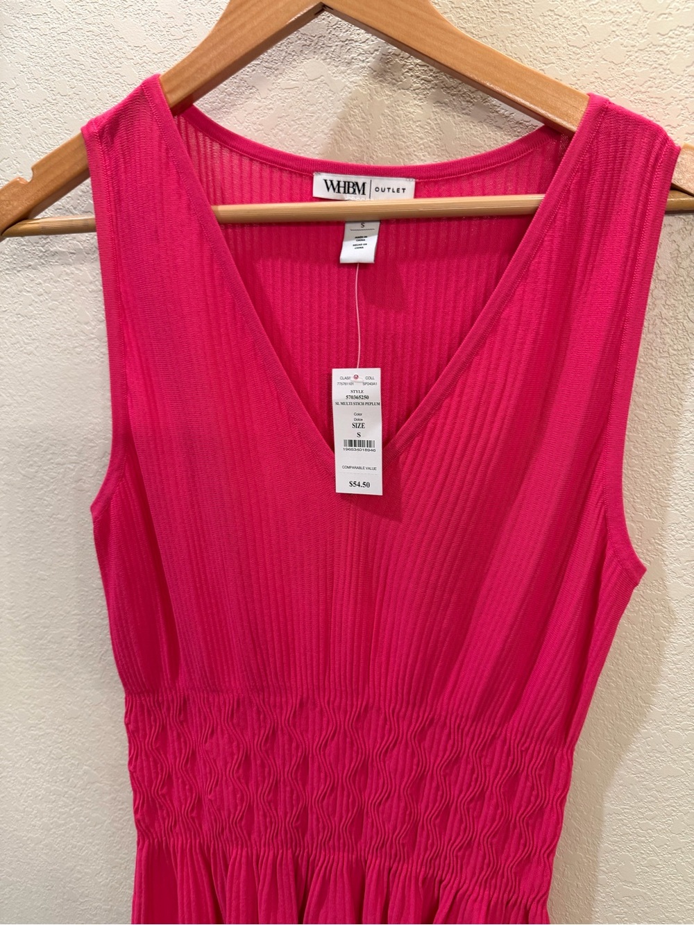 WHBM Hot Pink Sleeveless V-Neck peplum shirt. Fitted waist. Size Small. NWT.